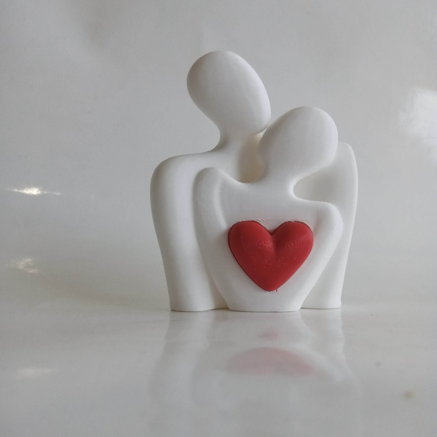 Abstract Couple Love Sculpture | Romantic Heart Showpiece | Modern Home Decor Statue